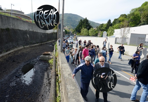 Genova, Fegino - manifestazione degli abitanti